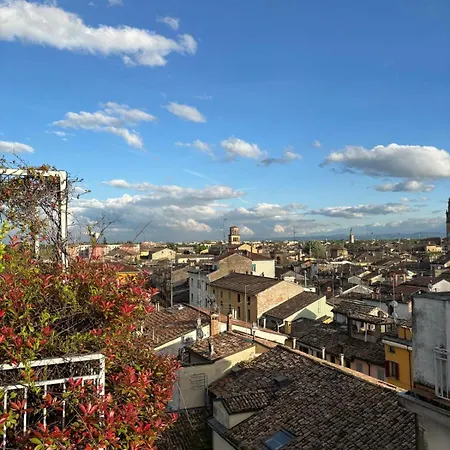 Terrazza Maria Luigia * פארמה